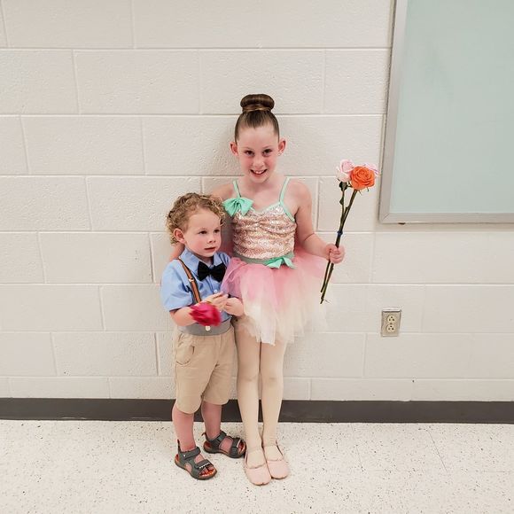 Meet your Posher, Brandy - Picture 1 of 1